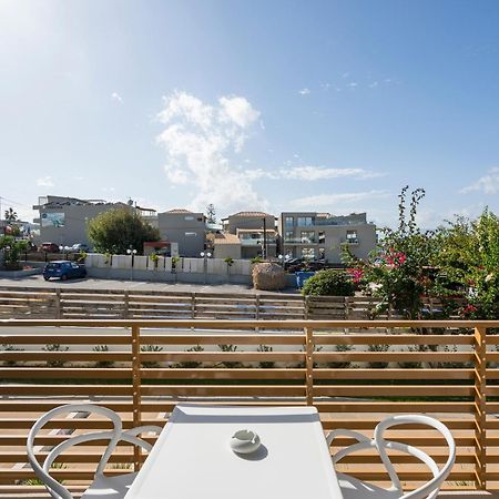 Ostrakon Suites Agia Marina  Exterior photo
