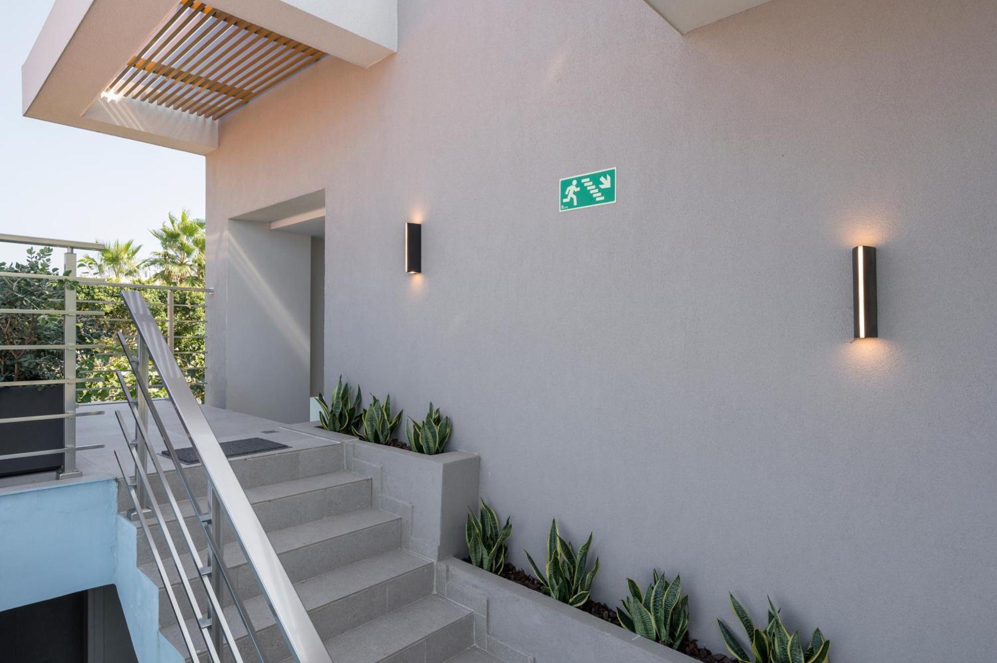 Ostrakon Suites Agia Marina  Exterior photo