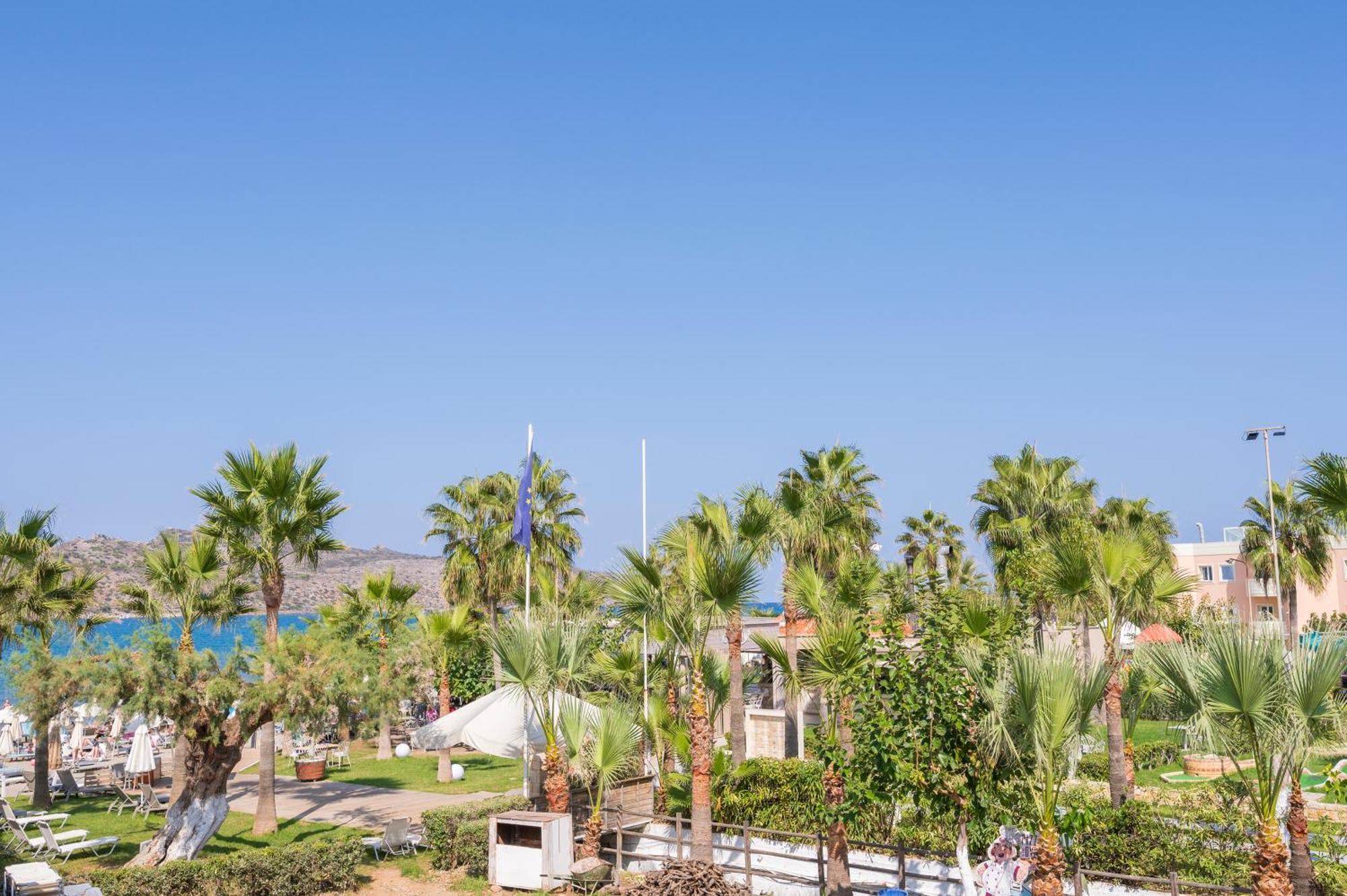 Ostrakon Suites Agia Marina  Exterior photo