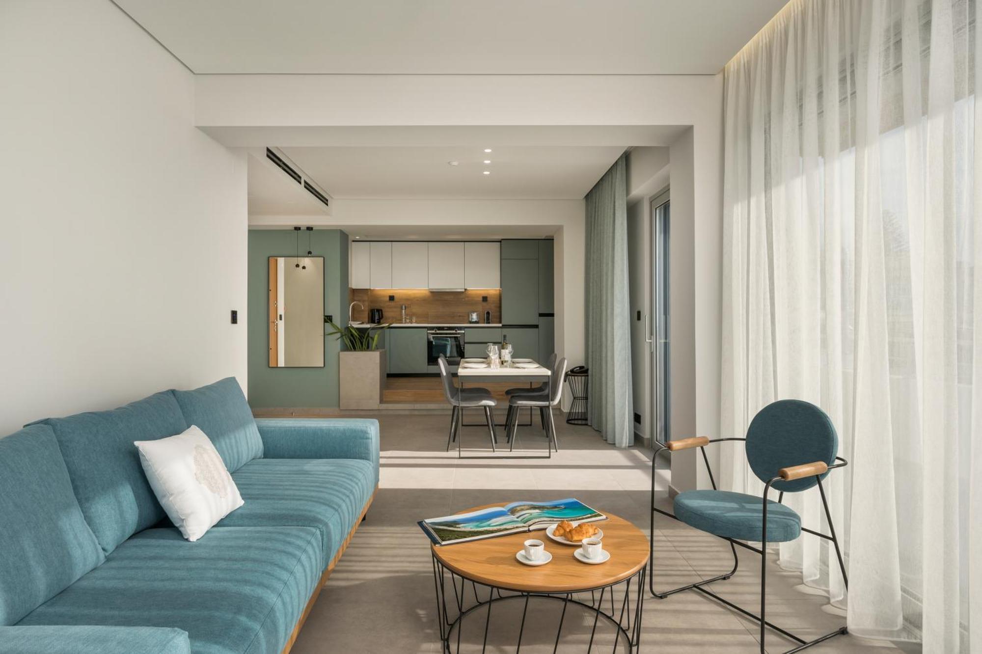Ostrakon Suites Agia Marina  Exterior photo