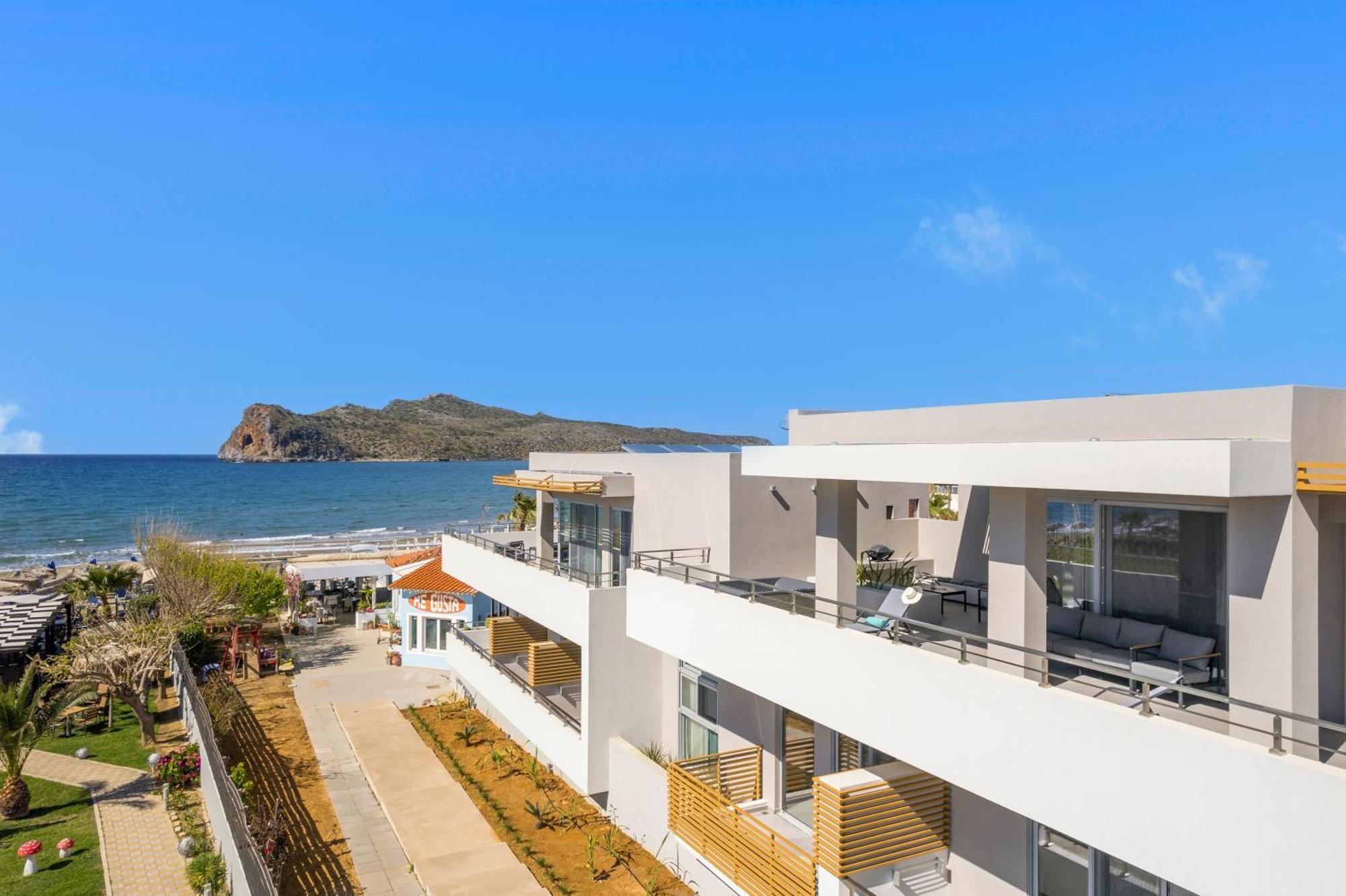 Ostrakon Suites Agia Marina  Exterior photo